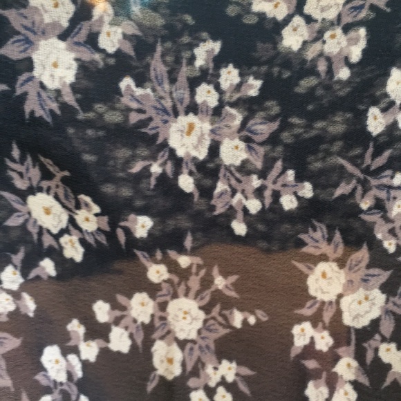 Sheer Vintage Floral Button-Up Skirt - Picture 6 of 7